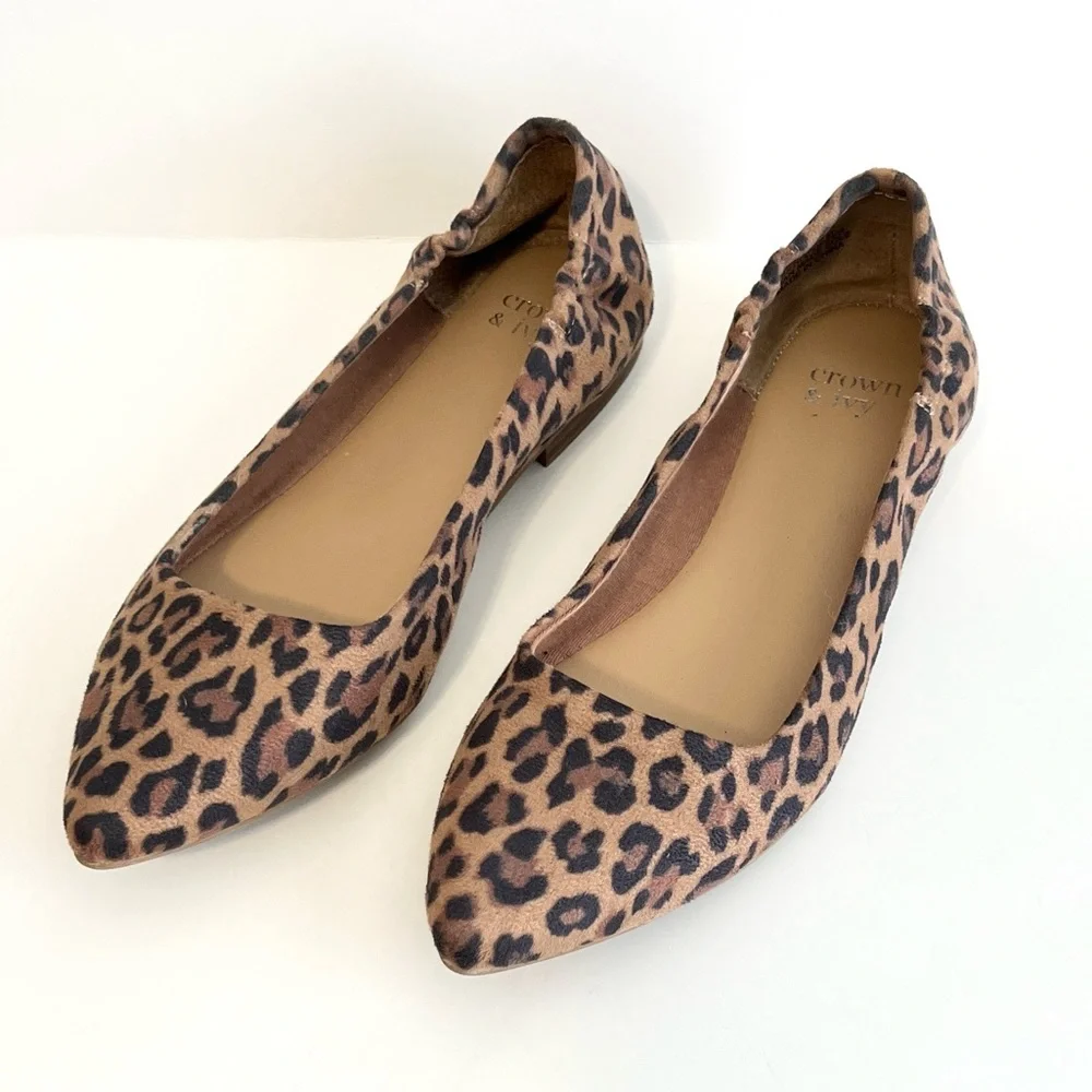 Crown & Ivy Jessica Leopard Print Pointed Flats